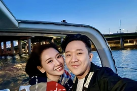 8 năm hôn nhân, Trấn Thành - Hari Won vẫn ngọt ngào như mới yêu