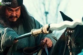 Bát Xà Mâu thế nào mà giúpTrương Phi đoạt mạng kẻ thù trong chớp mắt?