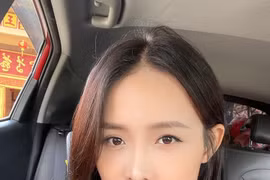 Cuộc sống hạnh phúc của mỹ nhân từng phải trả nợ cho mẹ 