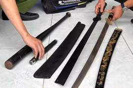  Vụ nổ súng ở Quảng Ngãi: “Choáng” với hung khí đối tượng tàng trữ