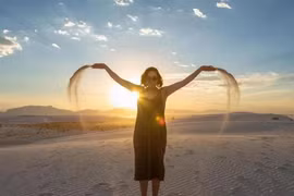 Tuổi trung niên, đừng phô trương ba thứ này, rất “rẻ tiền“