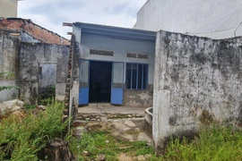 Đà Nẵng: Nhếch nhác “làng ven sông” giữa đô thị khang trang, sạch đẹp