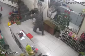 Hà Nội: Công an vào cuộc vụ người phụ nữ bị hành hung giữa ban ngày