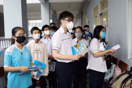 Phổ điểm tiếng Anh bộc lộ chênh lệch giữa nông thôn và thành thị