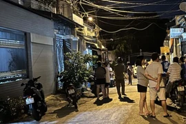 Thanh niên từ Mỹ trở về nổ súng bắn cha ruột 