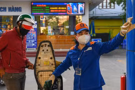 Sáng 31/5: Giá xăng lại tăng; Tiền mã hóa 'Thủy Bi' sau vụ bạo lực học đường