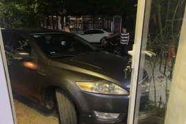 Thông tin mới nhất vụ Phó trưởng phòng Sở Nội vụ Thừa Thiên Huế bị tố đậu xe sai, đe dọa dân 