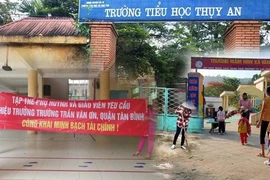 Hiệu trưởng không đứng lớp vẫn nhận tiền phụ cấp: Không đáng 2 chữ người thầy