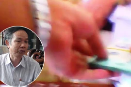 Clip nghi nhận hối lộ: Phó chủ tịch huyện Tĩnh Gia nói "nó dí tiền vào tay tôi"