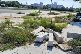 Vỉa hè đại lộ hoành tráng bậc nhất Thanh Hoá nham nhở, sụt lún