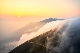 Ngắm “Thiên đường mây Tà Xùa” chiều hoàng hôn tuyệt đẹp