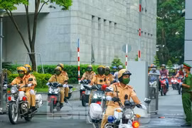 Công an TPHCM ra quân đảm bảo an toàn giao thông dịp lễ 30/4