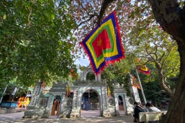  Linh thiêng ngôi đền Chợ Củi bên dòng sông Lam