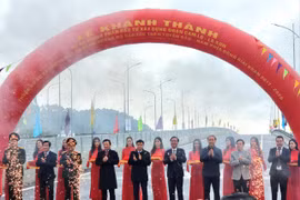 Chính thức thông xe tuyến cao tốc Cam Lộ - La Sơn 