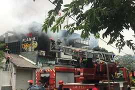 Nổ lớn, cháy dữ dội tại nhà hàng BBQ Plan-K Thảo Điền