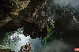 Quảng Nam: Tuyệt tác thiên nhiên Cổng trời Đông Giang ngày xưa và bây giờ