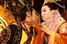 Để không mất lòng mỹ nhân, vị Hoàng đế nhẫn tâm sát hại con ruột