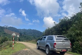 Sản phụ sinh con trên xe ô tô bộ đội biên phòng 