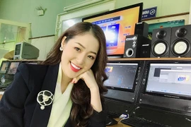 Ngắm body quyến rũ khó rời mắt của “nữ thần thời tiết Quảng Ninh“