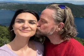 Gái trẻ “đá” bạn trai để theo tiếng gọi trái tim