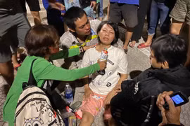 Bé trai 7 tuổi tắm biển cùng anh, chết đuối thương tâm