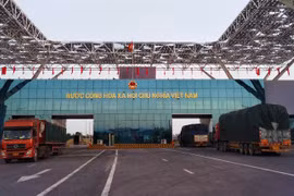 Quảng Ninh: Cửa khẩu Quốc tế Móng Cái “đóng băng" vì COVID-19