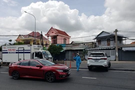 Hàng trăm người rời TP.HCM về các tỉnh Tây Nguyên phải quay đầu