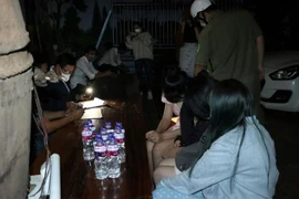 Tạm đình chỉ 1 chủ tịch UBND phường thiếu trách nhiệm phòng chống dịch