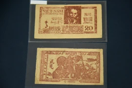 Người có bộ sưu tập tiền cổ hơn 10.000 tờ 