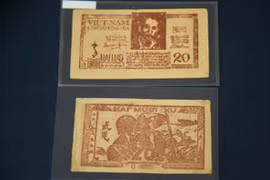 Người có bộ sưu tập tiền cổ hơn 10.000 tờ 