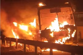 Từ đầu năm đến nay, liên tiếp các vụ cháy ô tô trên cao tốc