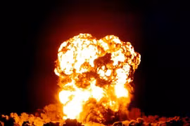 Nổ lớn làm sập tòa nhà 3 tầng ở Bangladesh, ít nhất 7 người tử vong