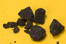 Thiên thạch mang sự sống xuống Trái đất năm... 2012