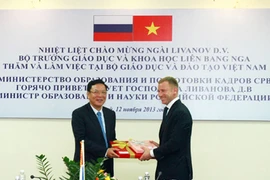 Nga giúp Việt Nam đào tạo khoa học công nghệ hạt nhân