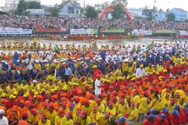 Khai mạc đua ghe Ngo tại Festival
