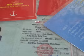 Triệt phá lò làm giả đủ các loại bằng theo đặt hàng