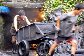 Mưu sinh cùng “tử thần”