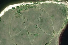 Sự thật về ngôi sao khồng lồ "huyền bí" ở Kazakhstan