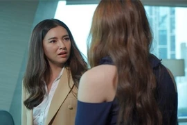 Đang khóc trước bố mẹ chồng, thấy tôi bực bỏ đi, chị dâu đắc thắng