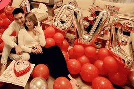 Vợ chồng Mạnh Trường - Lan Phương kỷ niệm 13 năm ngày cưới