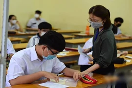 Bí thư TP.HCM đồng ý hoãn kỳ thi vào lớp 10