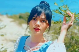 Người mẫu Lê Ngọc Trinh: Sự nghiệp mờ nhạt, đời tư ồn ào 