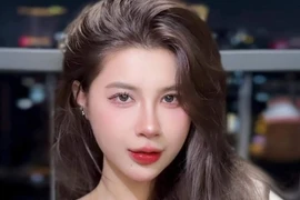 Hot streamer nóng bỏng top đầu làng game Việt khiến fan nam vỡ mộng vì...