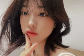 Chỉ một khoảnh khắc, nữ streamer "xinh như mộng" bất ngờ nhận mưa donate