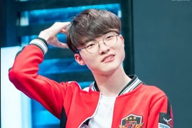 Lộ diện game thủ “Quỷ vương bất diệt', được mệnh danh "Messi của làng esports" 