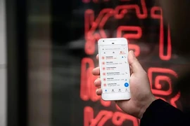 Thấy dấu + trên đầu số gọi đến, chớ dại bắt máy kẻo mất tiền oan