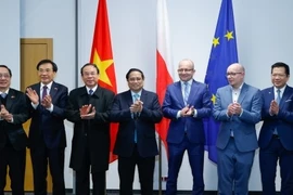 Thủ tướng nêu trọng tâm hợp tác Việt Nam-Ba Lan về chuyển đổi số