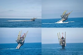 Con tàu duy nhất trên Trái Đất có thể “bốc đầu” giữa đại dương