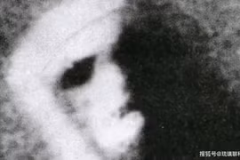 Mặt người thứ 2 lộ diện trên sao Hỏa, chuyên gia "đứng ngồi không yên" 