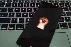 Nhìn thấy ứng dụng này, coi chừng điện thoại của bạn đang bị theo dõi 